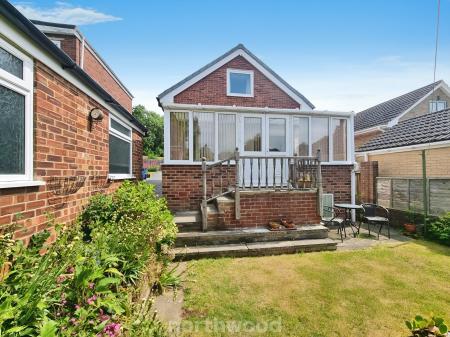 2 bedroom Detached house for sale in Riverside Drive, Sprotbrough, Doncaster, DN5