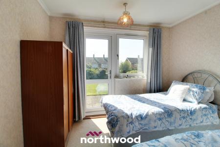 2 bedroom Semi-detached bungalow for sale in Rowan Court, Wheatley Hills, Doncaster, DN2