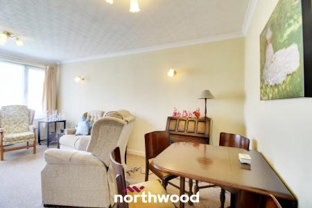 2 bedroom Semi-detached bungalow for sale in Rowan Court, Wheatley Hills, Doncaster, DN2