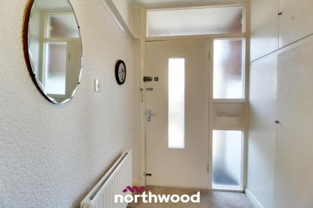 2 bedroom Semi-detached bungalow for sale in Rowan Court, Wheatley Hills, Doncaster, DN2