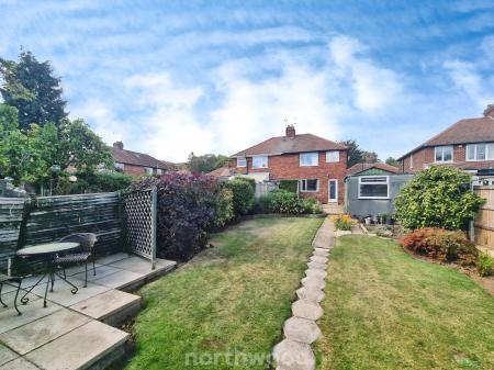 3 bedroom Semi-detached house for sale in Scawthorpe Avenue, Scawthorpe, Doncaster, DN5
