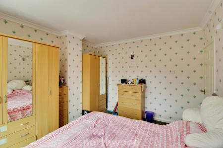 3 bedroom Semi-detached house for sale in Sheppard Road, Balby, Doncaster, DN4