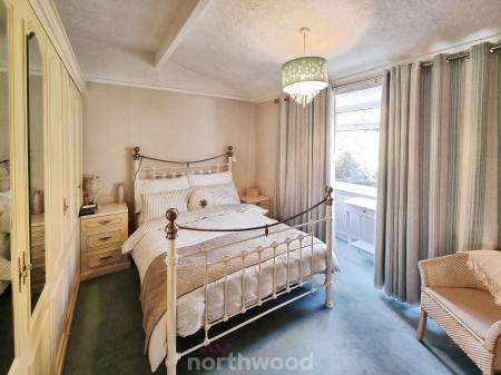 2 bedroom Bungalow for sale in Shires Close, Sprotbrough, Doncaster, DN5