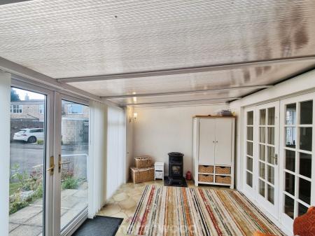 2 bedroom Bungalow for sale in Shires Close, Sprotbrough, Doncaster, DN5