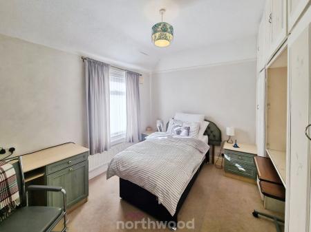 2 bedroom Bungalow for sale in Shires Close, Sprotbrough, Doncaster, DN5