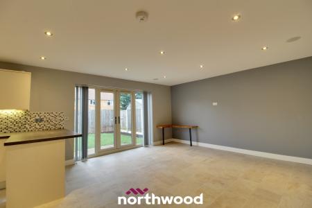 4 bedroom Detached house for sale in Sovereign Court, Sprotbrough, Doncaster, DN5