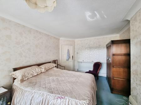 3 bedroom Semi-detached house for sale in Town Moor Avenue, Town Moor, Doncaster, DN2