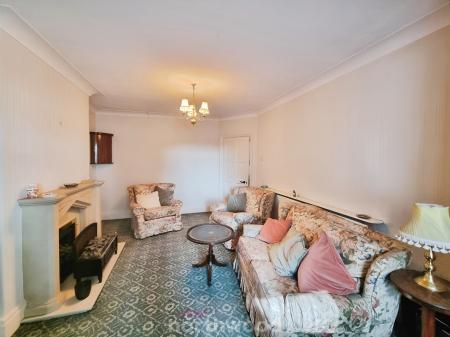 3 bedroom Semi-detached house for sale in Town Moor Avenue, Town Moor, Doncaster, DN2
