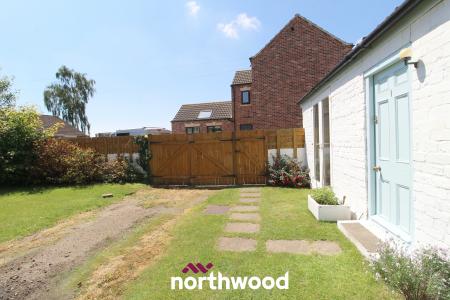 3 bedroom Cottage for sale in Trent Forge, Main Street, West Stockwith, Doncaster, DN10