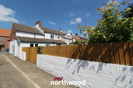 3 bedroom Cottage for sale in Trent Forge, Main Street, West Stockwith, Doncaster, DN10