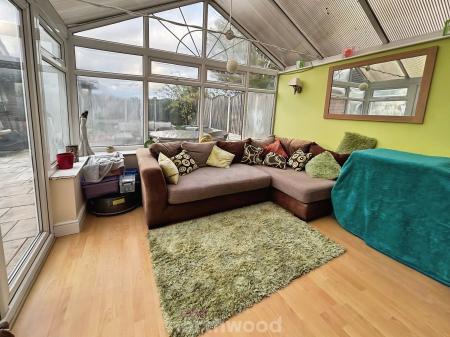 4 bedroom Detached house for sale in Wainscot Place, Skellow, Doncaster, DN6