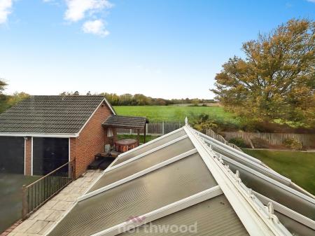 4 bedroom Detached house for sale in Wainscot Place, Skellow, Doncaster, DN6