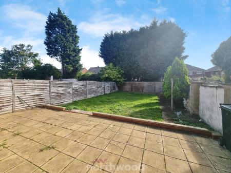 3 bedroom End of terrace house for sale in Warwick Road, Intake, Doncaster, DN2