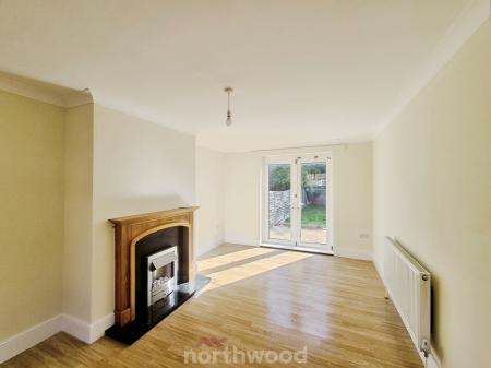 3 bedroom End of terrace house for sale in Warwick Road, Intake, Doncaster, DN2