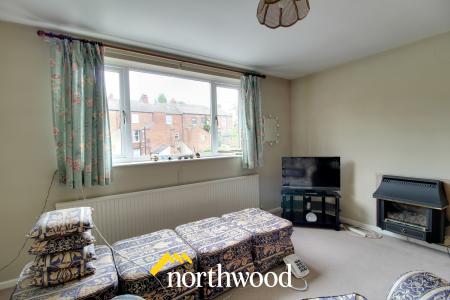 2 bedroom Flat for sale in Welbeck Road, Bennetthorpe, Doncaster, DN4