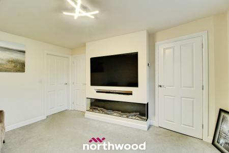 4 bedroom Detached house for sale in Yarborough Drive, Wheatley, Doncaster, DN2