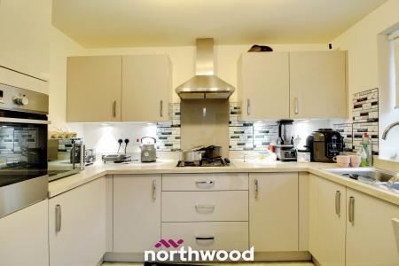 4 bedroom Detached house for sale in Yarborough Drive, Wheatley, Doncaster, DN2