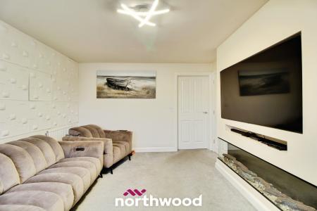 4 bedroom Detached house for sale in Yarborough Drive, Wheatley, Doncaster, DN2