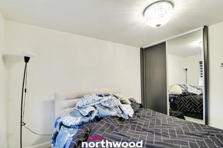 4 bedroom Detached house for sale in Yarborough Drive, Wheatley, Doncaster, DN2