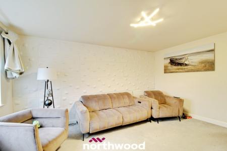 4 bedroom Detached house for sale in Yarborough Drive, Wheatley, Doncaster, DN2