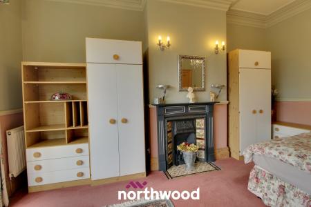 5 bedroom Character Property for sale in Avenue Road, Wheatley, Doncaster, DN2