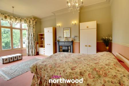 5 bedroom Character Property for sale in Avenue Road, Wheatley, Doncaster, DN2