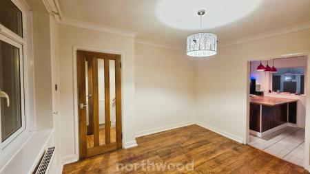 2 bedroom Semi-detached house for sale in Sunnymede Terrace, Askern, Doncaster, DN6