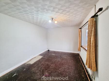 4 bedroom Terraced House for sale in Swaithe Avenue, Scawthorpe, Doncaster, DN5