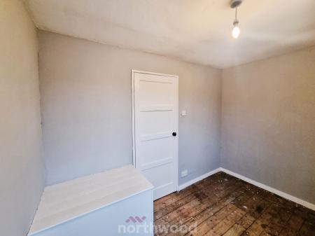 4 bedroom Terraced House for sale in Swaithe Avenue, Scawthorpe, Doncaster, DN5