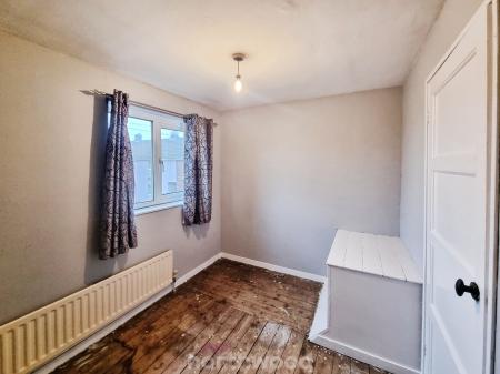 4 bedroom Terraced House for sale in Swaithe Avenue, Scawthorpe, Doncaster, DN5
