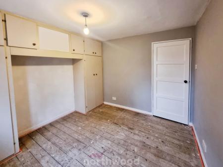 4 bedroom Terraced House for sale in Swaithe Avenue, Scawthorpe, Doncaster, DN5