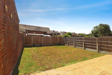3 bedroom Semi-detached house for sale in Zetland Road, Town Moor, Doncaster, DN2