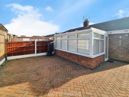 2 bedroom Semi-detached bungalow for sale in Moorfield Drive, Armthorpe, Doncaster, DN3