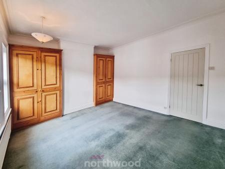 2 bedroom Terraced House for sale in Cunningham Road, Hyde Park, Doncaster, DN1