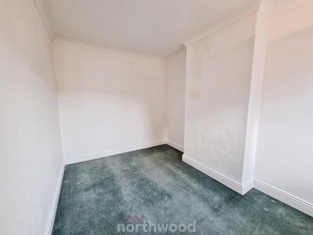 2 bedroom Terraced House for sale in Cunningham Road, Hyde Park, Doncaster, DN1