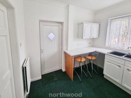 2 bedroom Terraced House for sale in Cunningham Road, Hyde Park, Doncaster, DN1