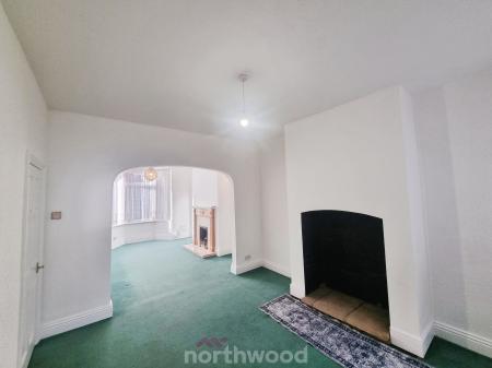 2 bedroom Terraced House for sale in Cunningham Road, Hyde Park, Doncaster, DN1