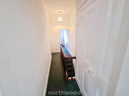 2 bedroom Terraced House for sale in Cunningham Road, Hyde Park, Doncaster, DN1