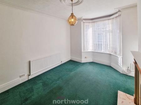 2 bedroom Terraced House for sale in Cunningham Road, Hyde Park, Doncaster, DN1