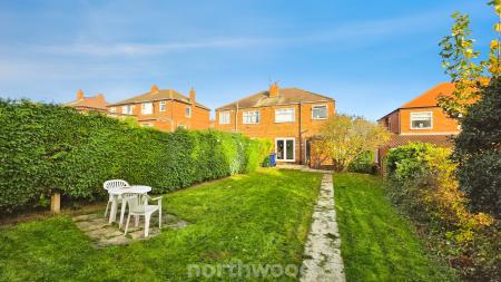 3 bedroom Semi-detached house for sale in Oakhill Road, Wheatley Hills, Doncaster, DN2
