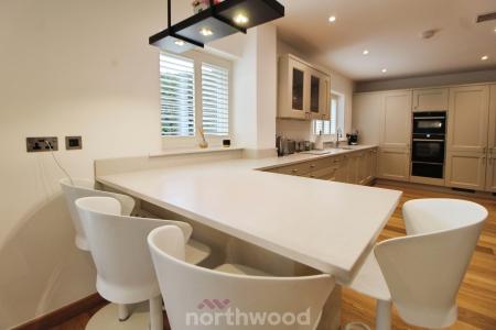 3 bedroom Detached house to let in Old Farm Way, Branton, Doncaster, DN3