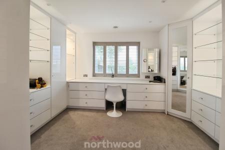 3 bedroom Detached house to let in Old Farm Way, Branton, Doncaster, DN3