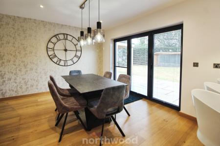 3 bedroom Detached house to let in Old Farm Way, Branton, Doncaster, DN3