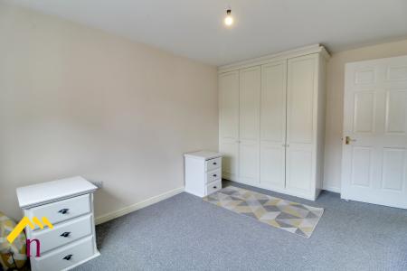 3 bedroom Flat to let in Cavalier Court, Woodfield Plantation, Doncaster, DN4
