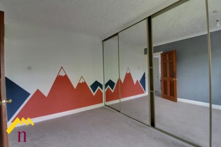 3 bedroom Semi-detached house to let in Park Drive, Sprotbrough, Doncaster, DN5