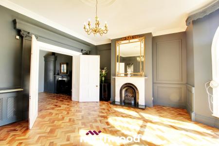 3 bedroom Apartment to let in Regent Terrace, Doncaster, DN1