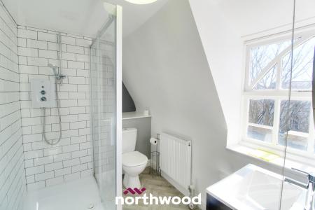 3 bedroom Apartment to let in Regent Terrace, Doncaster, DN1