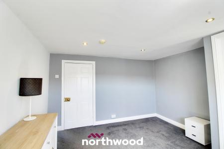 3 bedroom Apartment to let in Regent Terrace, Doncaster, DN1