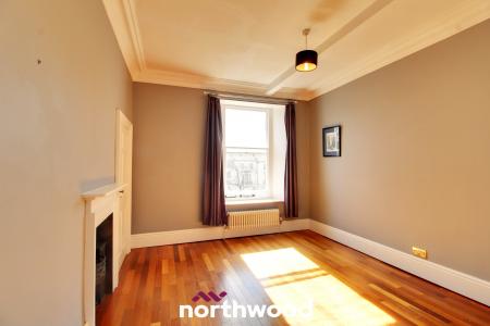 3 bedroom Apartment to let in Regent Terrace, Doncaster, DN1