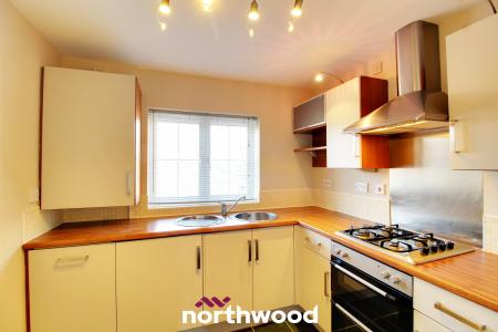3 bedroom Apartment for sale in Cavalier Court, Woodfield Plantation, Doncaster, DN4